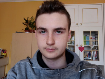 Dániel_1 17 éves társkereső profilképe