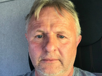 Stickli 46 éves társkereső profilképe