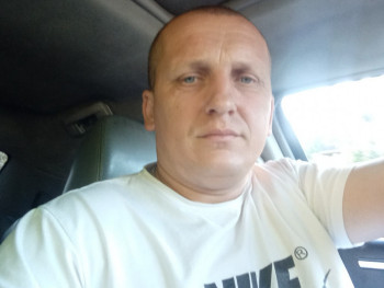 ruszkovics zsolt 41 éves társkereső profilképe