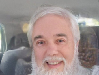 stopy 48 éves társkereső profilképe