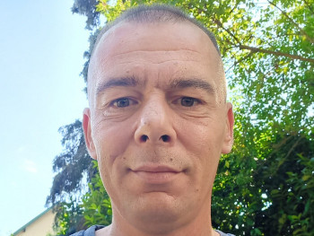 lzsee 43 éves társkereső profilképe
