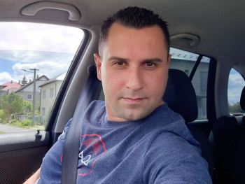Szarvas Tibor 41 éves társkereső profilképe