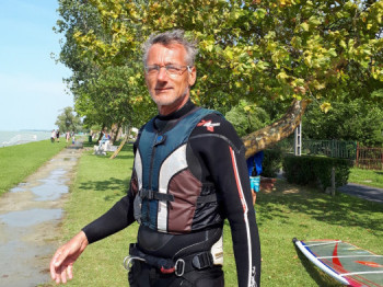 Péter66surf 57 éves társkereső profilképe