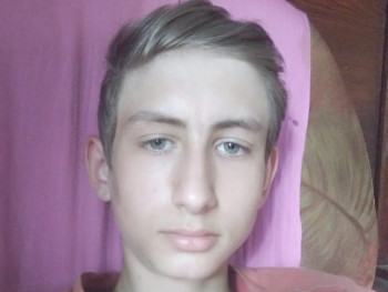 CaplyukKrisztian 17 éves társkereső profilképe