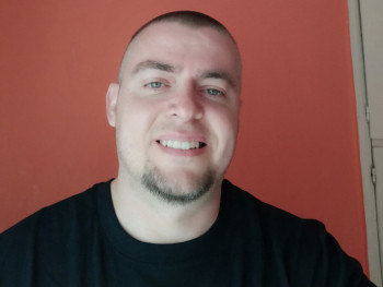Tibor 23 41 éves társkereső profilképe