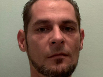 Smi 45 éves társkereső profilképe