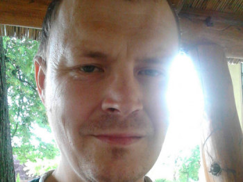 bujdi36 42 éves társkereső profilképe
