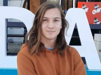 Győri Levente 18 éves társkereső profilképe