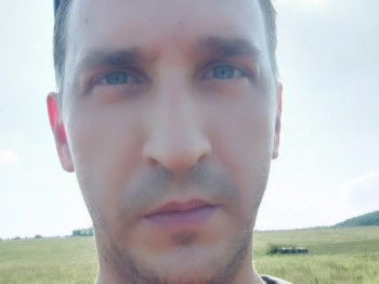 P Dávid 36 éves társkereső profilképe