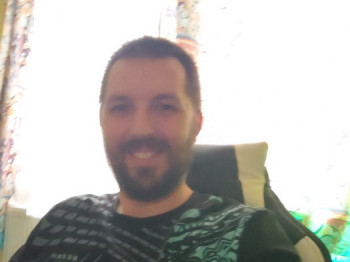 gabor9723 31 éves társkereső profilképe