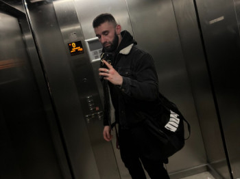 lalko 25 éves társkereső profilképe