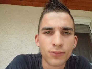 József Ignácz 29 éves társkereső profilképe