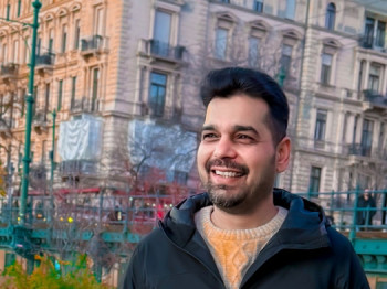 javed308 31 éves társkereső profilképe