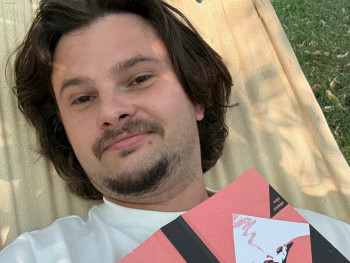 hanky 32 éves társkereső profilképe