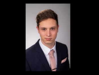 Balázs_20 20 éves társkereső profilképe