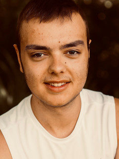Mateb 1. további képe