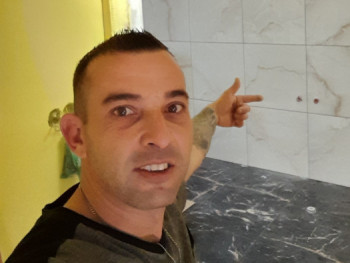 Sanyika0405 37 éves társkereső profilképe