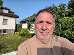Nem ma - 70 éves társkereső fotója