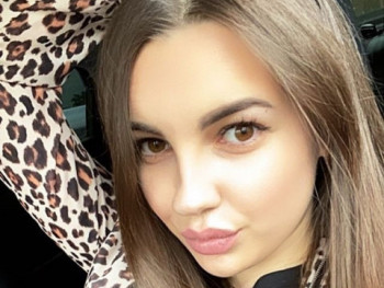 Aida96 28 éves társkereső profilképe