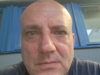 peter77 48 éves társkereső profilképe
