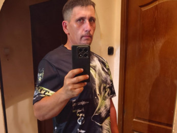 Hami 39 éves társkereső profilképe