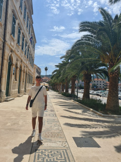 Négyökrű Kristóf 2. további képe