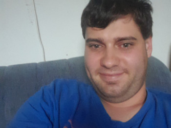 Bálint Berecz 27 éves társkereső profilképe