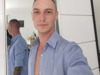 hederlaszlo 33 éves társkereső profilképe