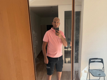 Thomas2701 26 éves társkereső profilképe