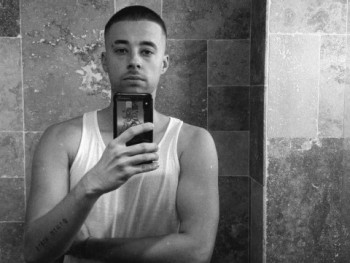 Rinát 24 éves társkereső profilképe