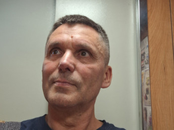 ÉrzelemÉrzékiség 64 éves társkereső profilképe