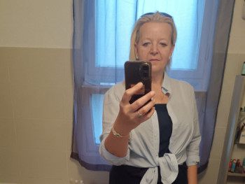 SCsilla 54 éves társkereső profilképe