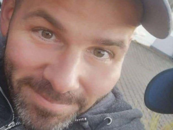 Olajos 43 éves társkereső profilképe