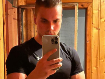 Dániel 23 23 éves társkereső profilképe