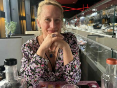 Cat1234 - 46 éves társkereső fotója Cat1234 - 46 éves társkereső fotója