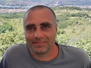 Doresz7903 46 éves társkereső profilképe