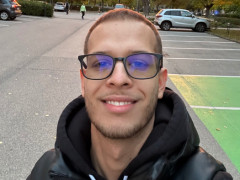 István2002 - 23 éves társkereső fotója