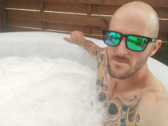 ValamiTomi - 35 éves társkereső fotója