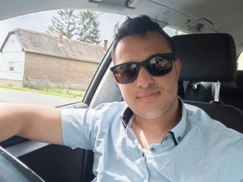 jozsef24 24 éves társkereső profilképe