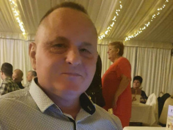 Csabu 49 éves társkereső profilképe