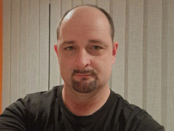 HPéter 46 éves társkereső profilképe