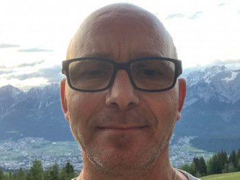 Tapani 51 éves társkereső profilképe