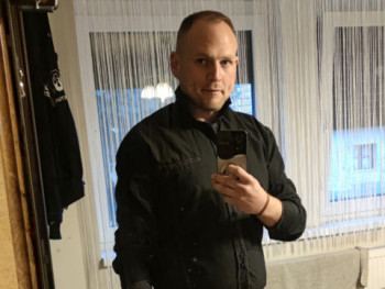 Ricsi95 30 éves társkereső profilképe