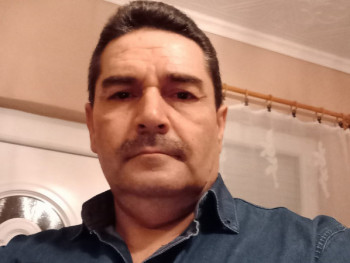 vulkán 55 éves társkereső profilképe