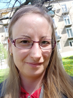 Esztike8603 2. további képe