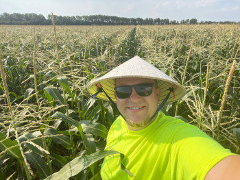 deroka 32 éves társkereső profilképe