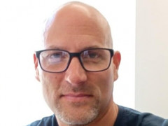 eusthak - 45 éves társkereső fotója