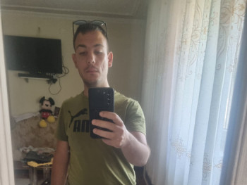 andrás26 26 éves társkereső profilképe