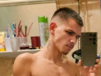 kracskoalex 18 éves társkereső profilképe