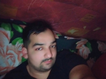 Máté 25 25 éves társkereső profilképe